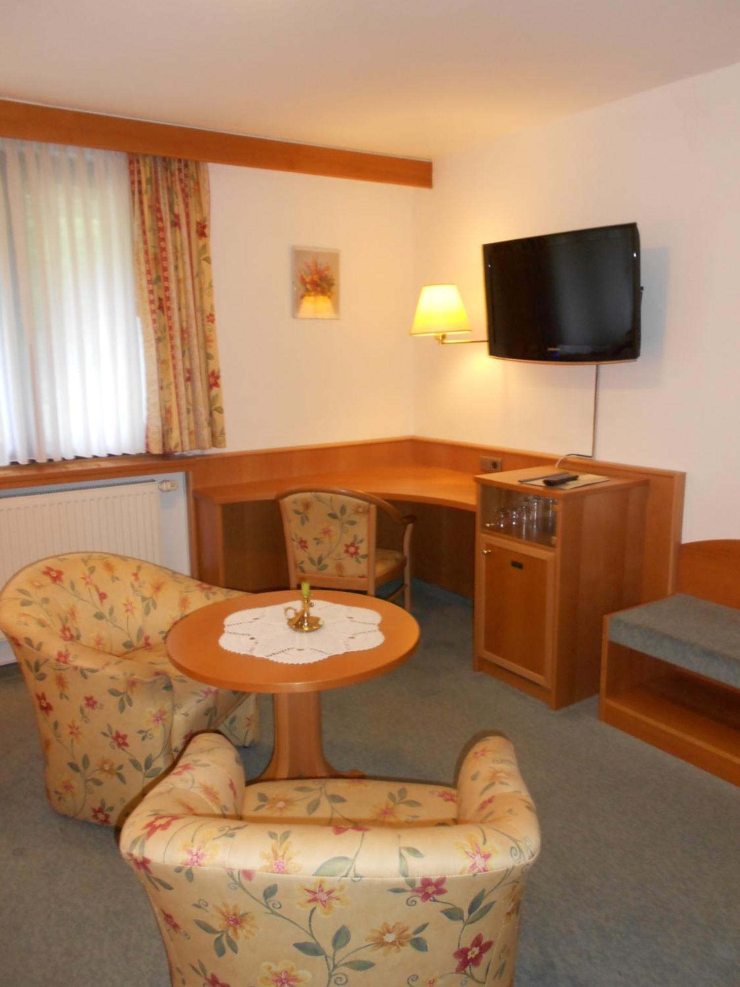 Gasthaus Zur Erle Simonswald Room photo